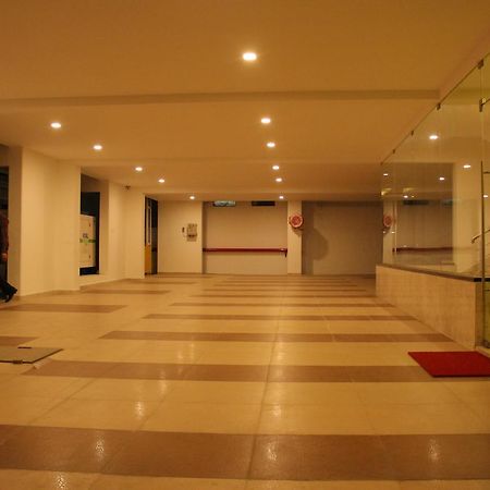 Hotel Grand Tree Kojambuttúr Kültér fotó